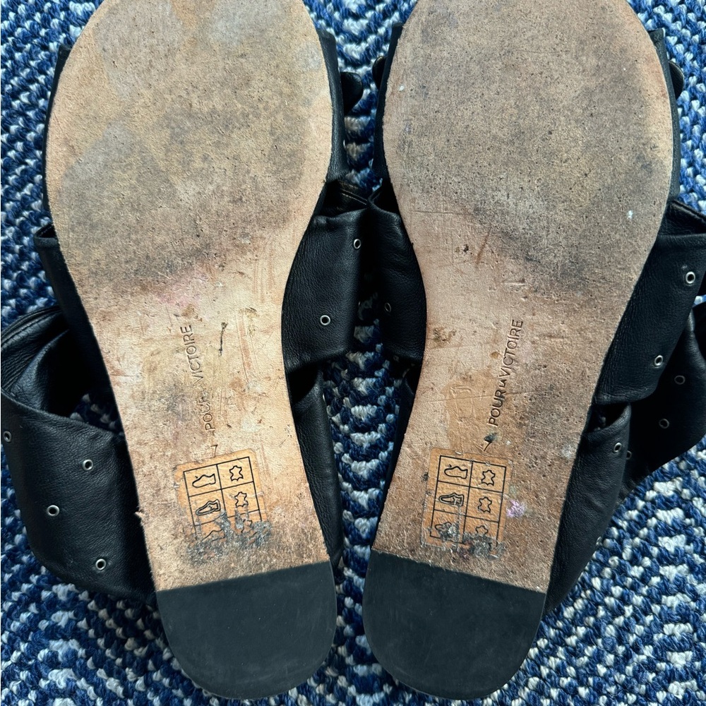 Pour La Victoire Black Knotted Sandals - Picture 9 of 9